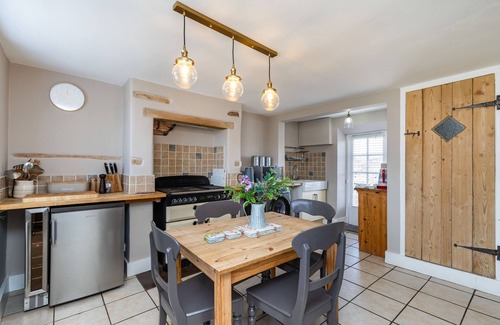Stoke Bruerne Cottage | 4 Canalside Cottages