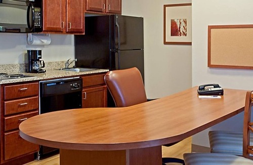 Westchase House | 4 Comfy Units, Kitchen, Near Attractions, Pool