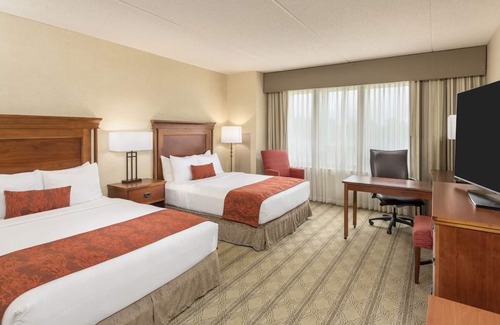 Blacksburg Hotel | 4 Convenient Units w/Easy Access @ Virginia Tech Campus | Free Parking