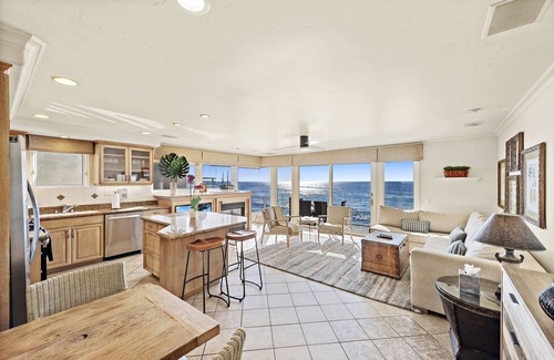 Laguna Beach Villa | 4 Experience the French Elegance of Martinique, the elegant Villa with a Balcony (D)