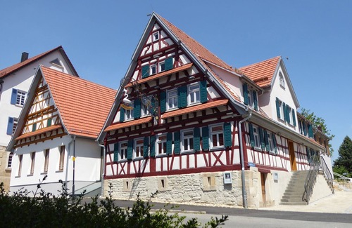 Nehren Apartment | 4 Fachwerkzimmer, 27qm, 1 Schlafraum, max. 2 Personen