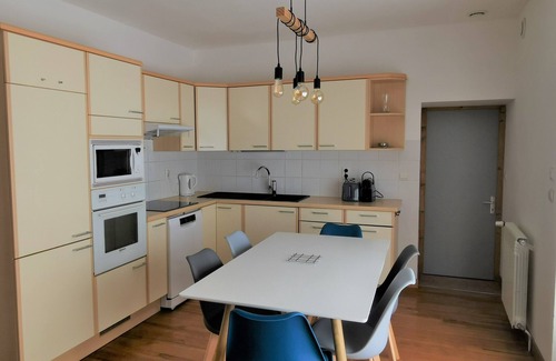 Briancon Apartment | 4* family apartment, terrace, garden and fireplace