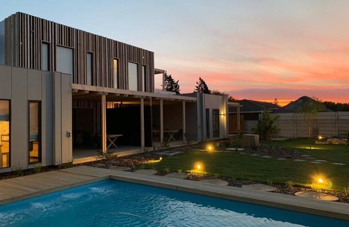 Bloubergstrand House | 4 Friends Sunrise Apartment in Blouberg 10 minutes walk from the beach