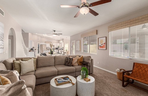 Paradise Park Vista House | 4 King Beds | 3 Showers | Pool, Hottub & Putt Grn.