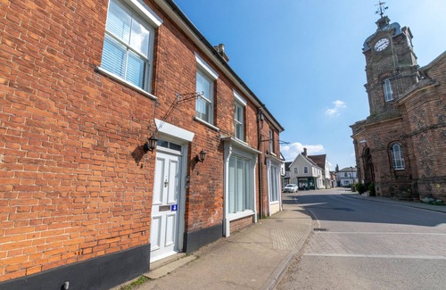 Eye House | 4 Lambseth Street - Two Bedroom House, Sleeps 4