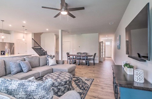 Millville House | 4 Mi to Bethany Beach Townhome with Screened Porch