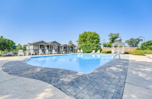 Branson Apartment | 4 Mi to Branson Landing Resort Condo with Balcony