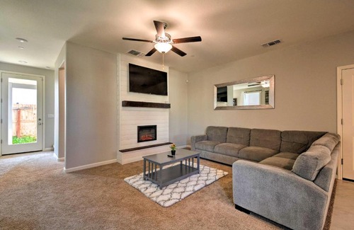 Merced House | 4 Mi to City Center Family-Friendly Retreat!