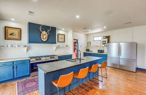 Fort Davis Apartment | 4 Mi to Davis Mountains State Park: Family Retreat