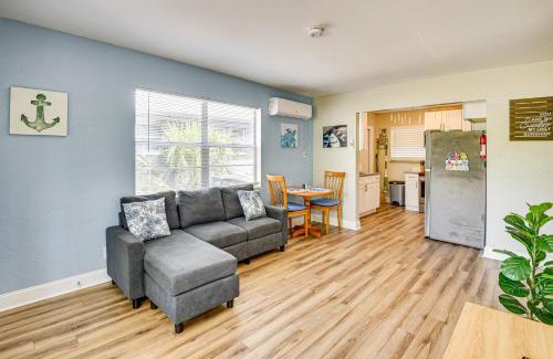 Walkers Holly Hill House | 4 Mi to Daytona Boardwalk and Beaches Cute Cottage