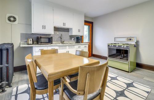 Toledo Apartment | 4 Mi to Downtown Toledo Walkable Riverside Apt