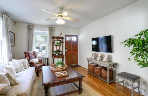 Mid City South House | 4 Mi to Dtwn Baton Rouge Bungalow with Private Yard