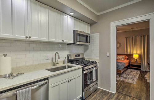 Lower Greenville House | 4 Mi to Dtwn: Dallas Gem w/Furnished Patio