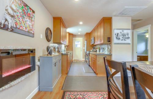 Cedar Ridge House | 4 Mi to Dtwn Grass Valley Forest Oasis with Hot Tub