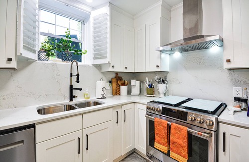 Mount Airy Apartment | 4 Mi to Dtwn: Spacious Suite in Mount Airy