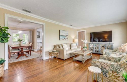Sans Souci House | 4 Mi to EverBank Stadium Family-Friendly Home!