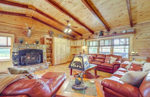 Newland House | 4 Mi to Grandfather Mountain Cabin in Newland!