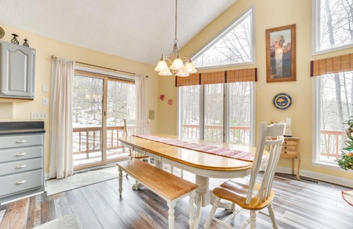 Bellaire House | 4 Mi to Lake Bellaire Home with Deck and Pool Access!