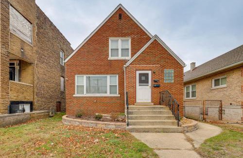 East Chicago House | 4 Mi to Lake Michigan East Chicago Home with Grill
