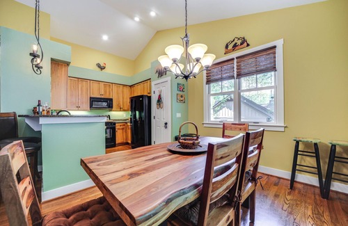 Bear Lake Reserve Cottage | 4 Mi to Lake: Tuckasegee Home w/Community Perks