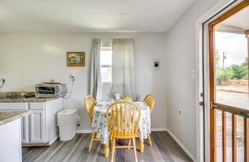Bosque Farms House | 4 Mi to Rio Grande Bosque Farms Home with Patio!
