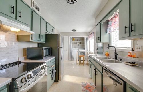 Ellendale House | 4 Mi to Shelby Farms Park: Memphis Home w/Patio!