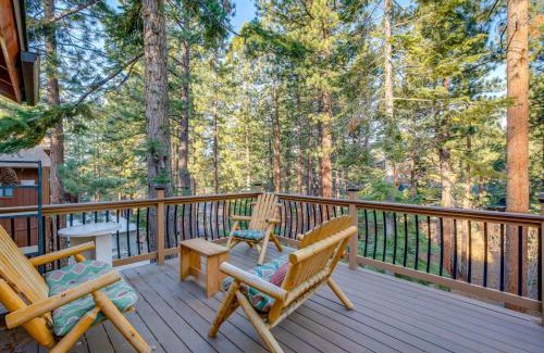 Tahoe Village House | 4 Mi to Slopes Family-Friendly Stateline Home!