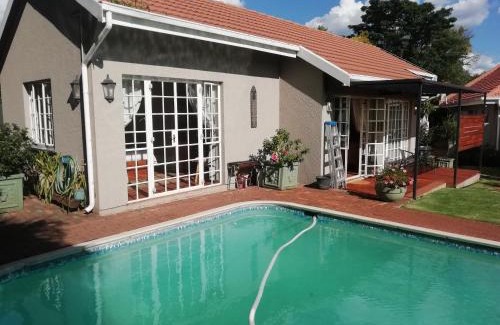 Edenvale Apartment | 4 Michael Place