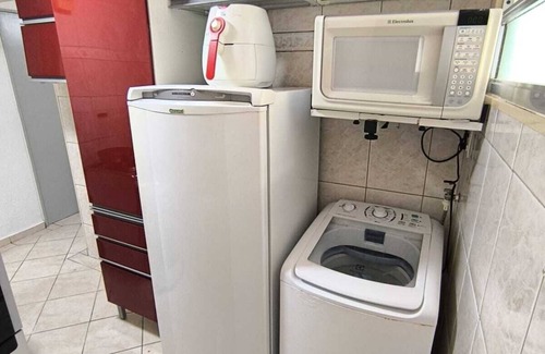 Santos Apartment | 4 min walk to the beach, complete apartment!