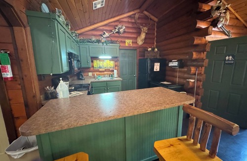 Afton Cabin | 4 Moose Lodge ROMANTIC Log Cabin in the woods. Hot Tub & Wood Burning Fire Place
