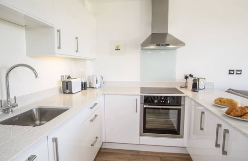 Bolberry Cottage | 4 OCEAN REACH, pet friendly, with a garden in Bolberry