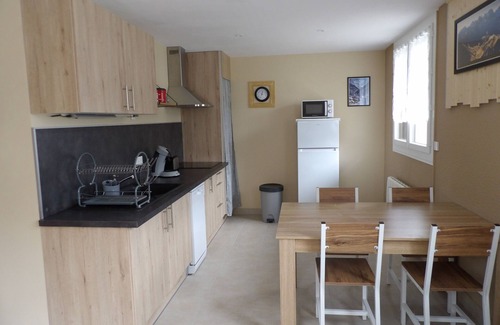 Saint-Martin-sur-la-Chambre Apartment | 4-person apartment