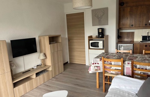 Notre-Dame-de-Bellecombe Apartment | 4-person apartment at the foot of the slopes