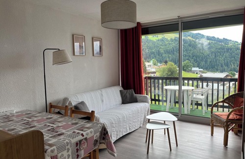 Notre-Dame-de-Bellecombe Apartment | 4-person apartment at the foot of the slopes