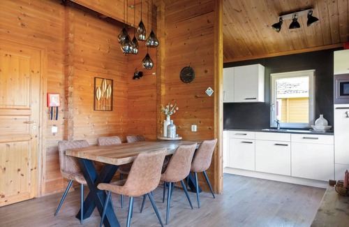 Municipality of Hardenberg House | 4-person bungalow with private sauna, veranda and washing machine at holiday park ’t Hooge Holt near Gramsbergen and nature.