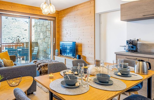 Chatel Apartment | 4-person flat - modern, close to the centre and slopes, terrace