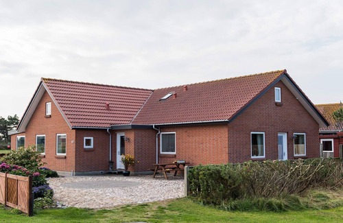 Nørre Lyngvig House | 4 person holiday home in Hvide Sande
