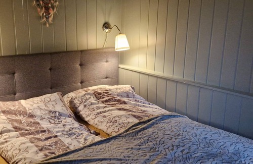 Kvaenangen House | 4 person holiday home in Sørstraumen