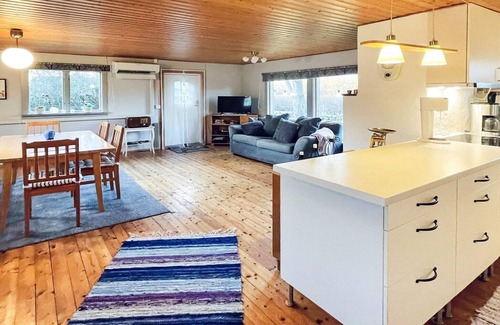 Farjestaden House | 4 person holiday home in FÄRJESTADEN