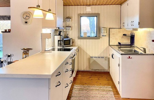 Farjestaden House | 4 person holiday home in FÄRJESTADEN