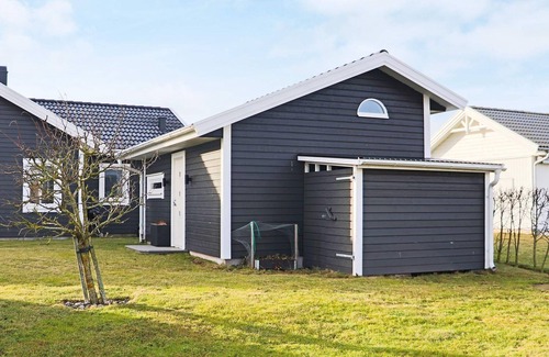 Falkenberg House | 4 person holiday home in FALKENBERG