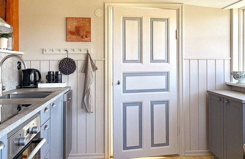 Mariestad House | 4 person holiday home in MARIESTAD-By Traum