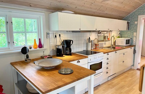 Gustavsvik House | 4 person holiday home in SALTSJØBO