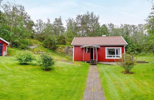 Orust Municipality House | 4 person holiday home in HENÅN