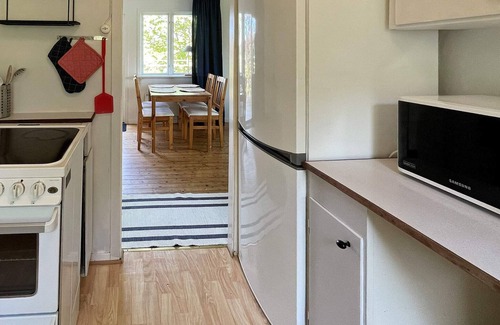 Karna House | 4 person holiday home in KÄRNA