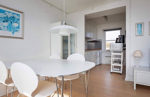 Borre Apartment | 4 person holiday home on a holiday park in Borre