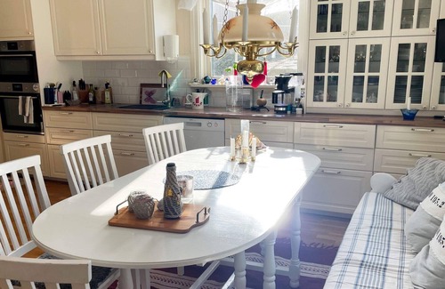 Skaerhamn House | 4 person holiday home in SKÄRHAMN