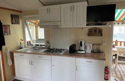 Notre-Dame-de-Riez House | 4-person mobile home with private shower room