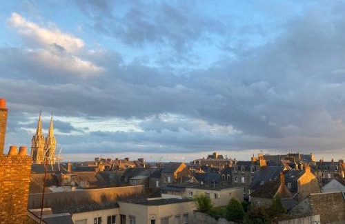 Le Bourg Apartment | 4 pièces 90 m2 5 lits Wifi dans Maison de Maître