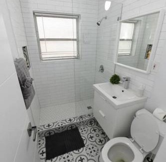 Poinsettia Heights Apartment | 4-PLEX